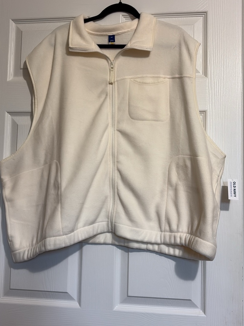 Old Navy Cream Full-Zip Fleece Vest